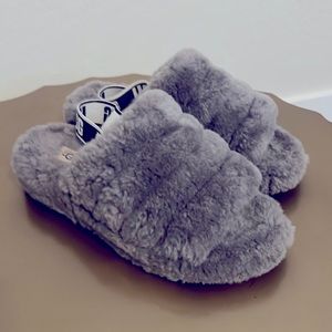 Ugg Fluff Yeah Slide Gray Fuzzy Slippers with Strap size 10
